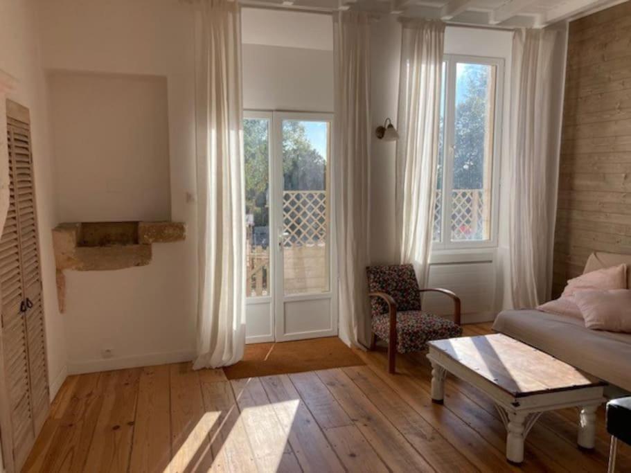 Beau Gite Dans Domaine Viticole & Arboricole Cursan Exterior foto