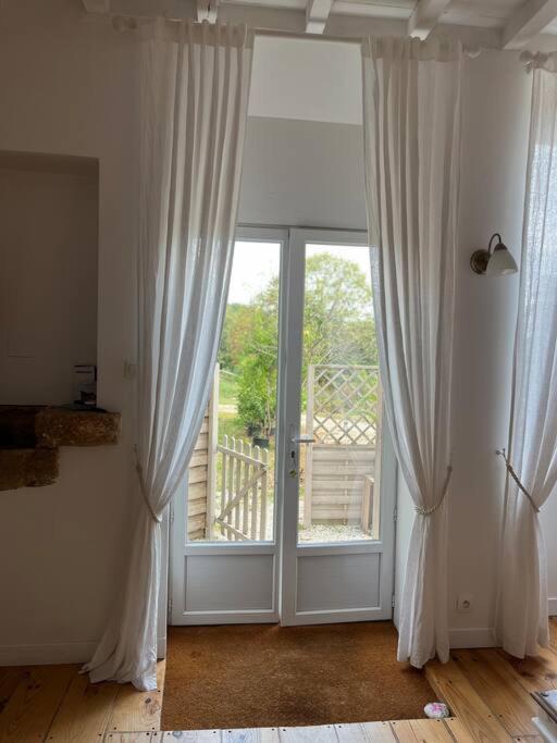 Beau Gite Dans Domaine Viticole & Arboricole Cursan Exterior foto