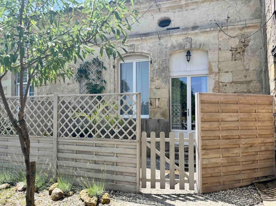Beau Gite Dans Domaine Viticole & Arboricole Cursan Exterior foto